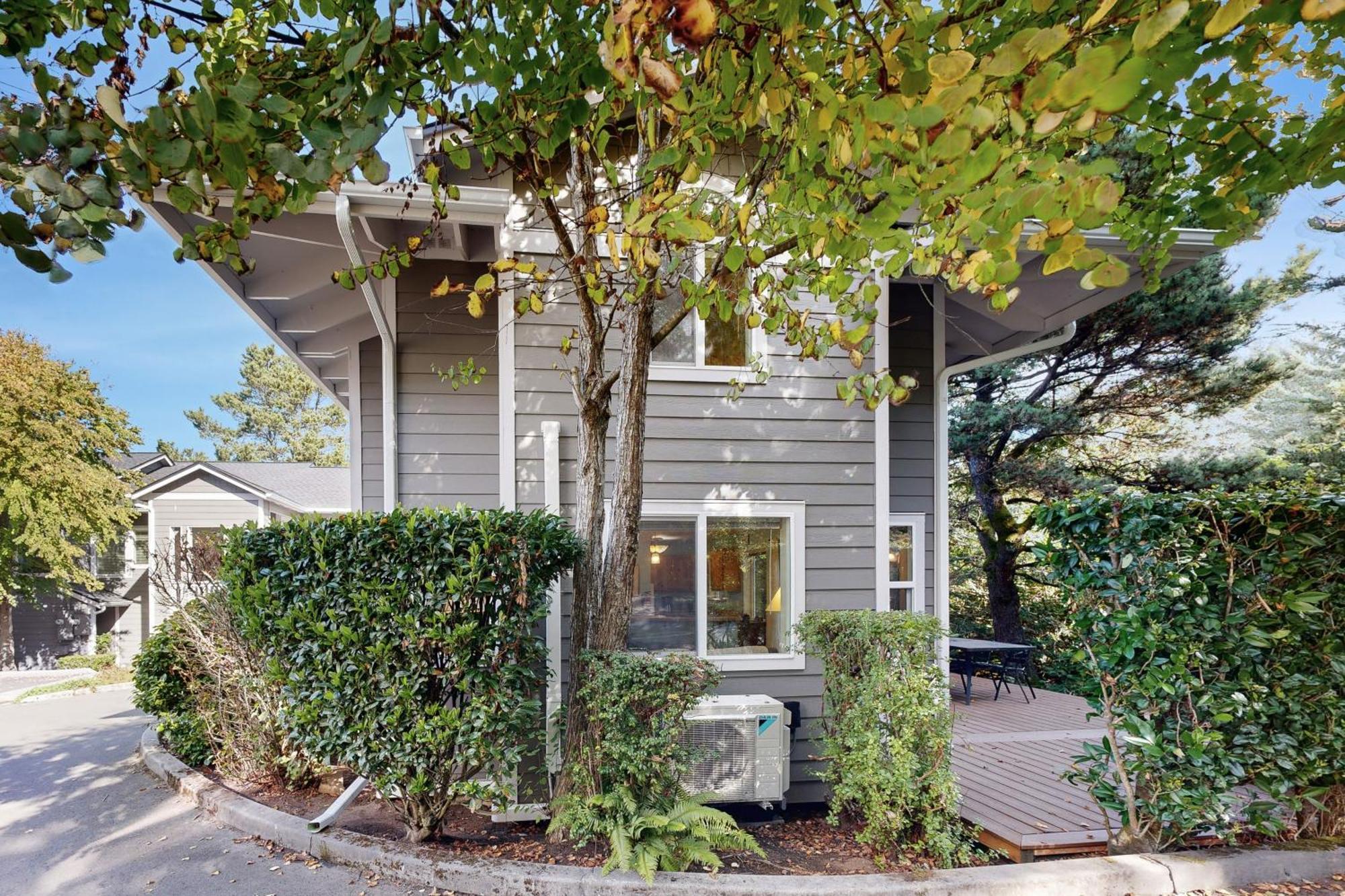 Cozy Cannon Beach Condo Exterior photo